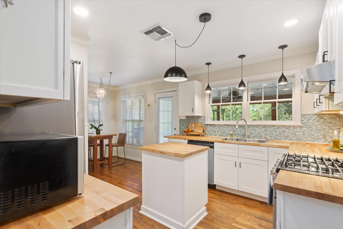2815 N 43rd Street Waco TX 76710