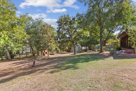 2815 N 43rd Street Waco TX 76710