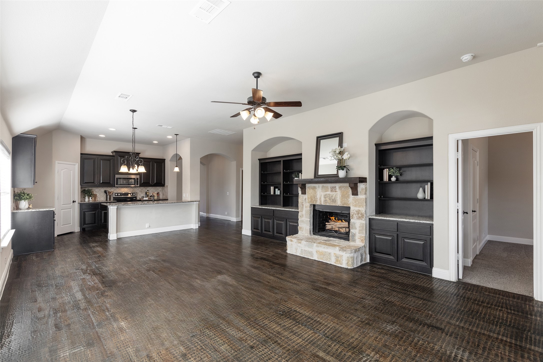 325 Sherbrook Street Van Alstyne TX 75495