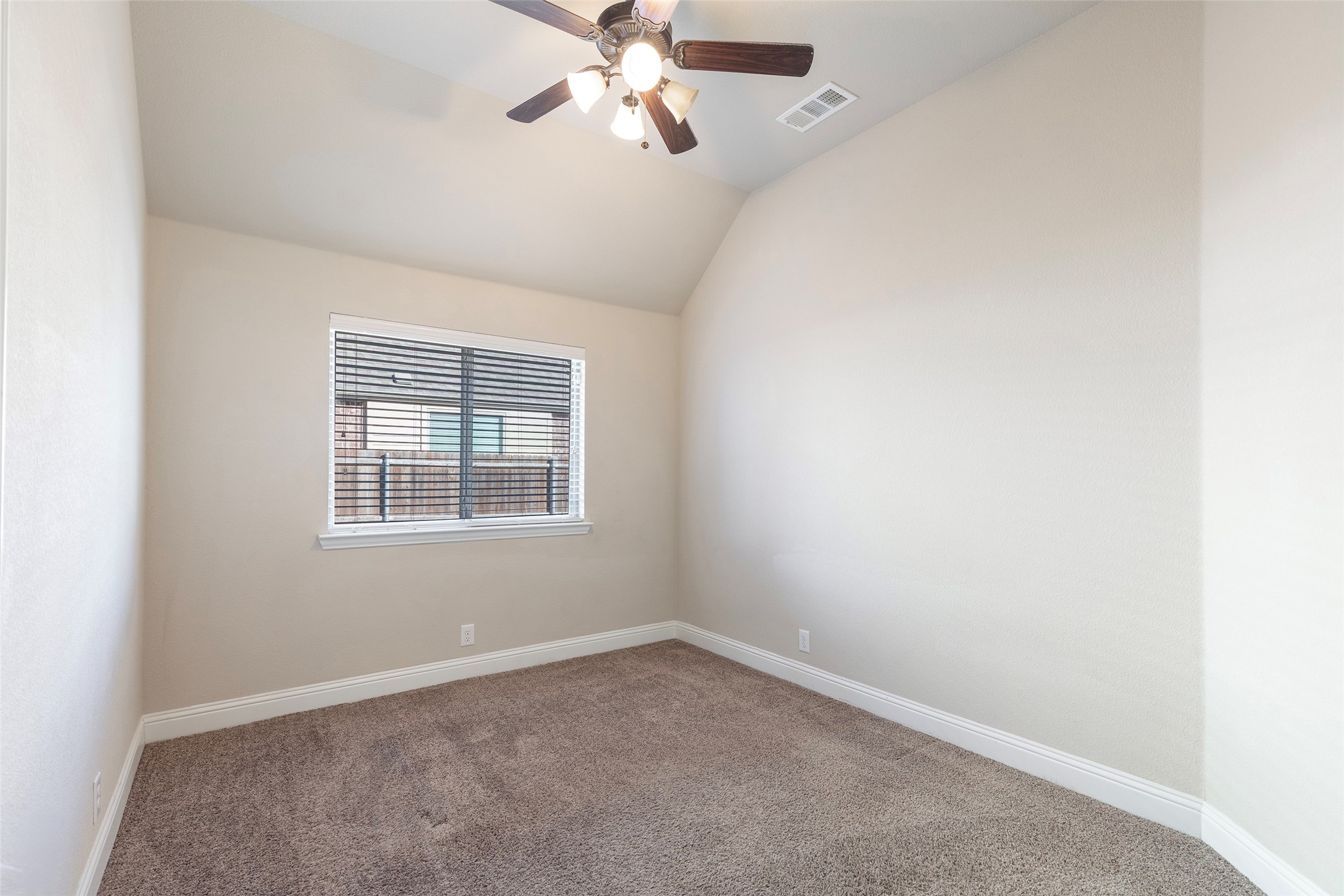 325 Sherbrook Street Van Alstyne TX 75495