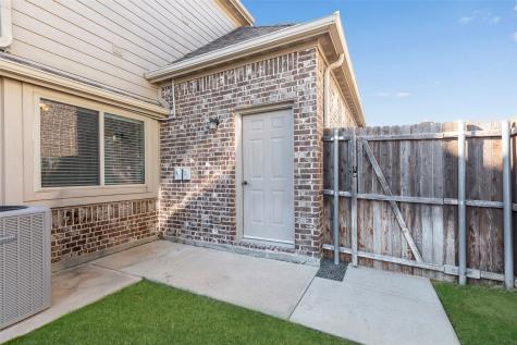 325 Sherbrook Street Van Alstyne TX 75495