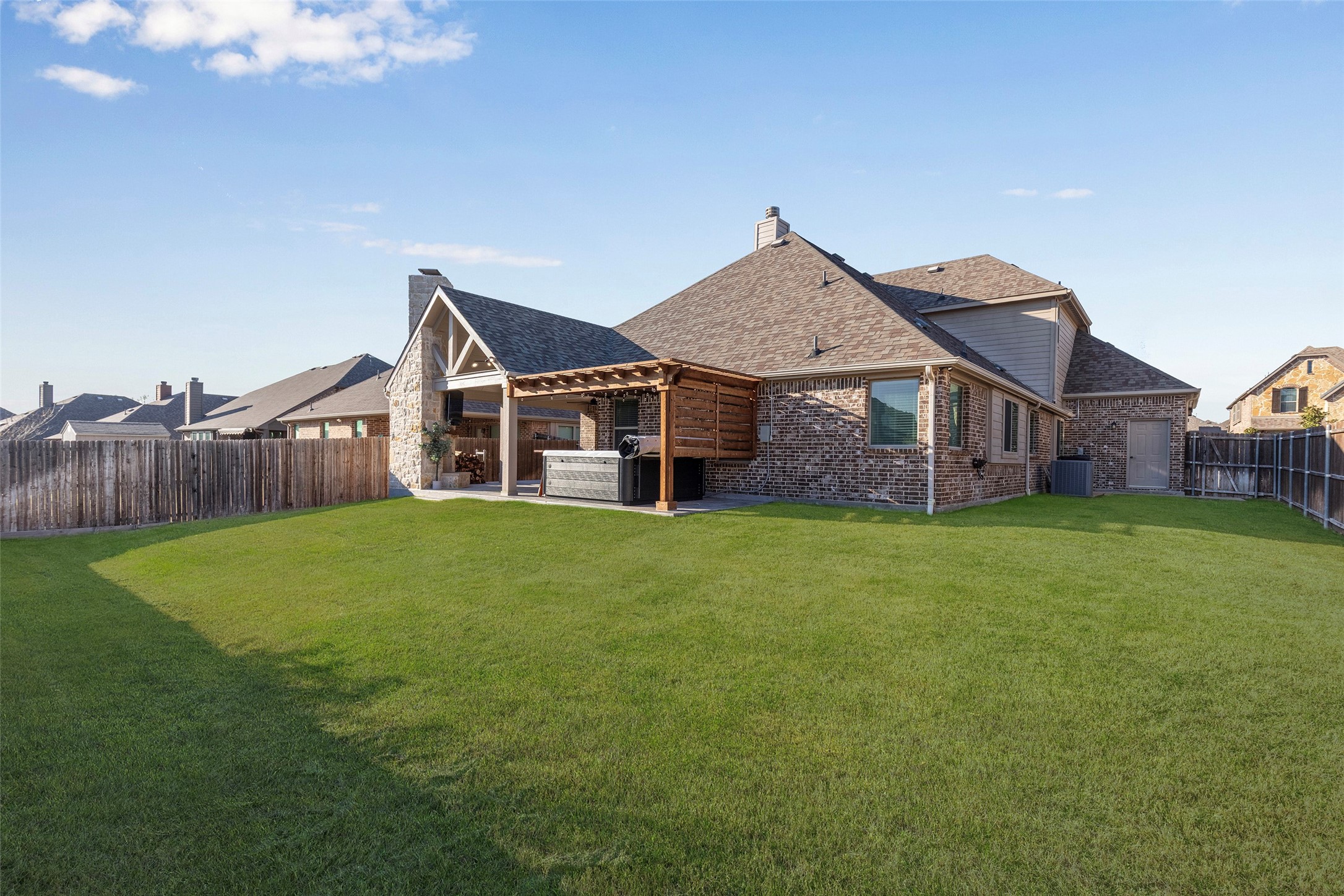 325 Sherbrook Street Van Alstyne TX 75495