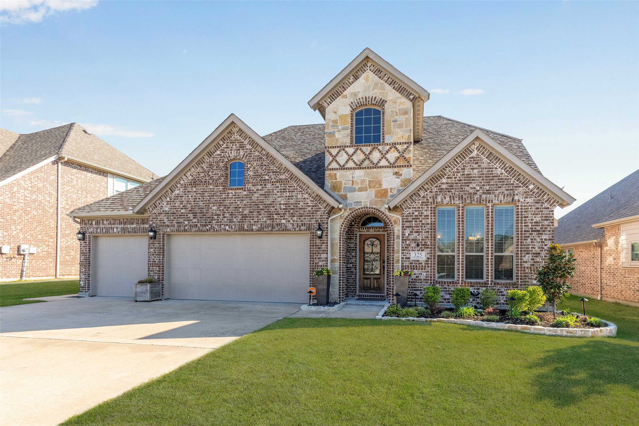 325 Sherbrook Street Van Alstyne TX 75495