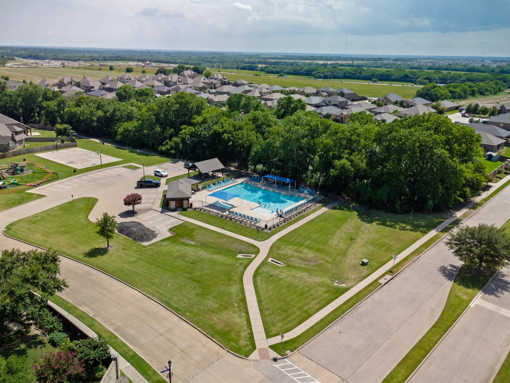 325 Sherbrook Street Van Alstyne TX 75495