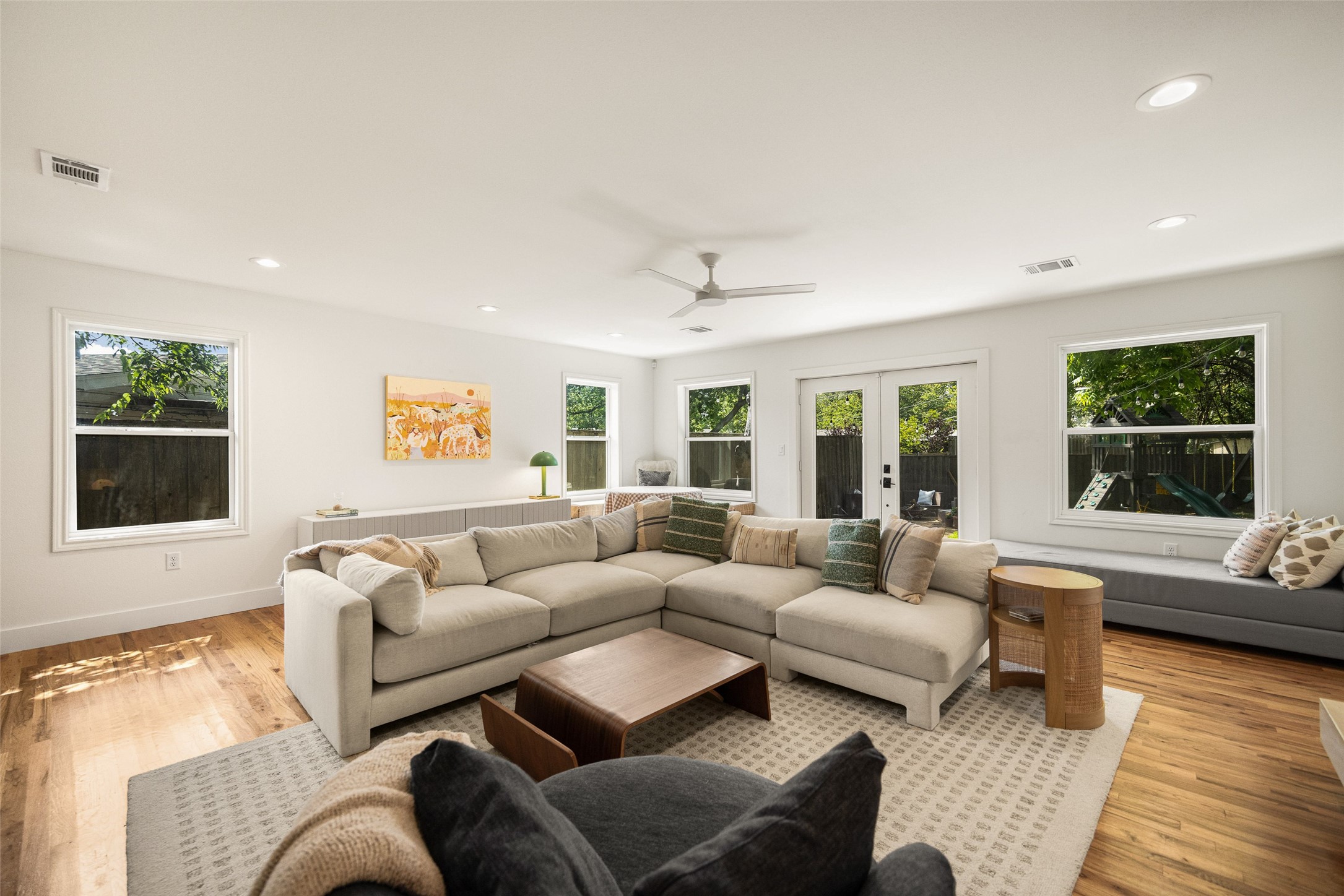 11207 Sinclair Avenue Dallas TX 75218