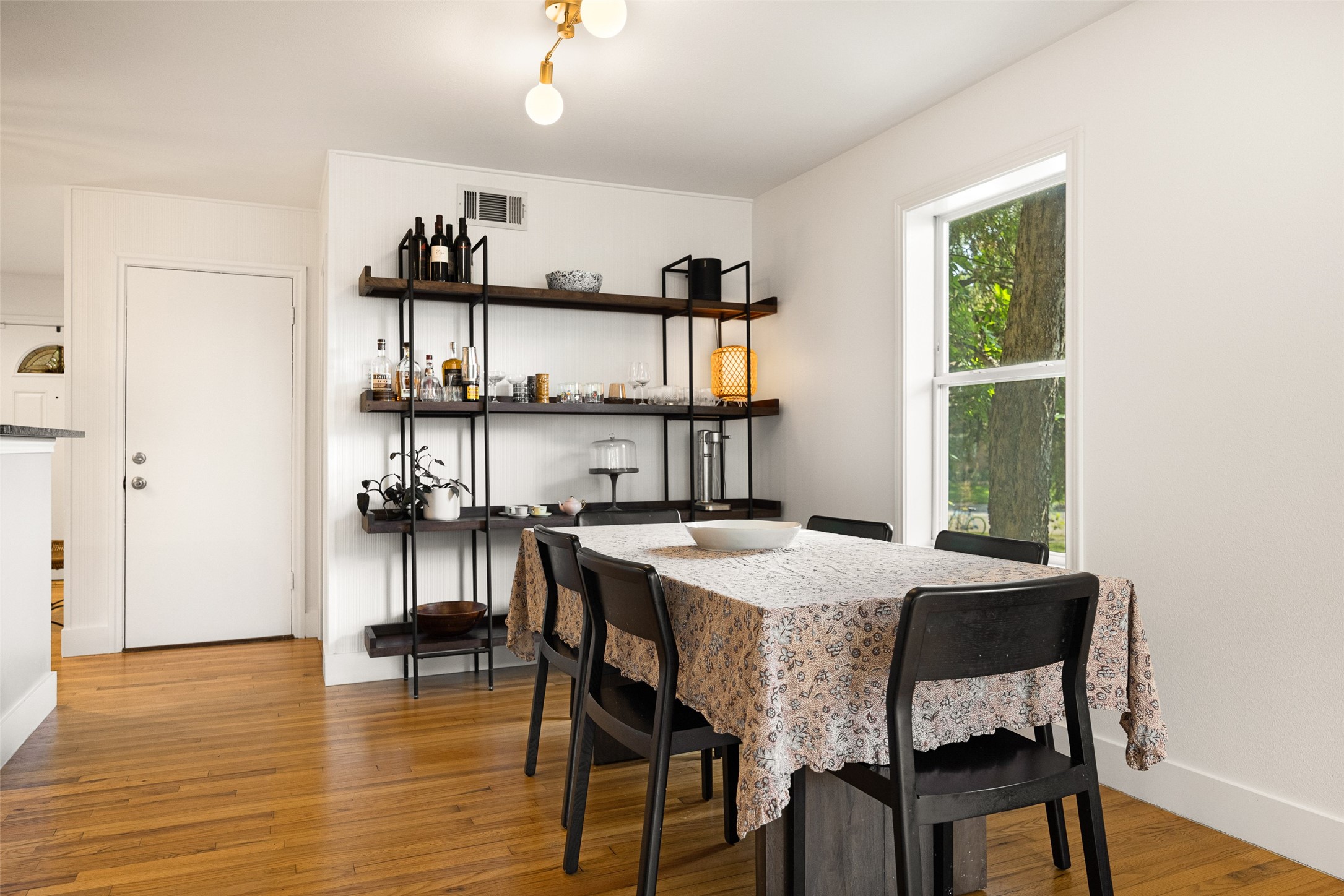 11207 Sinclair Avenue Dallas TX 75218