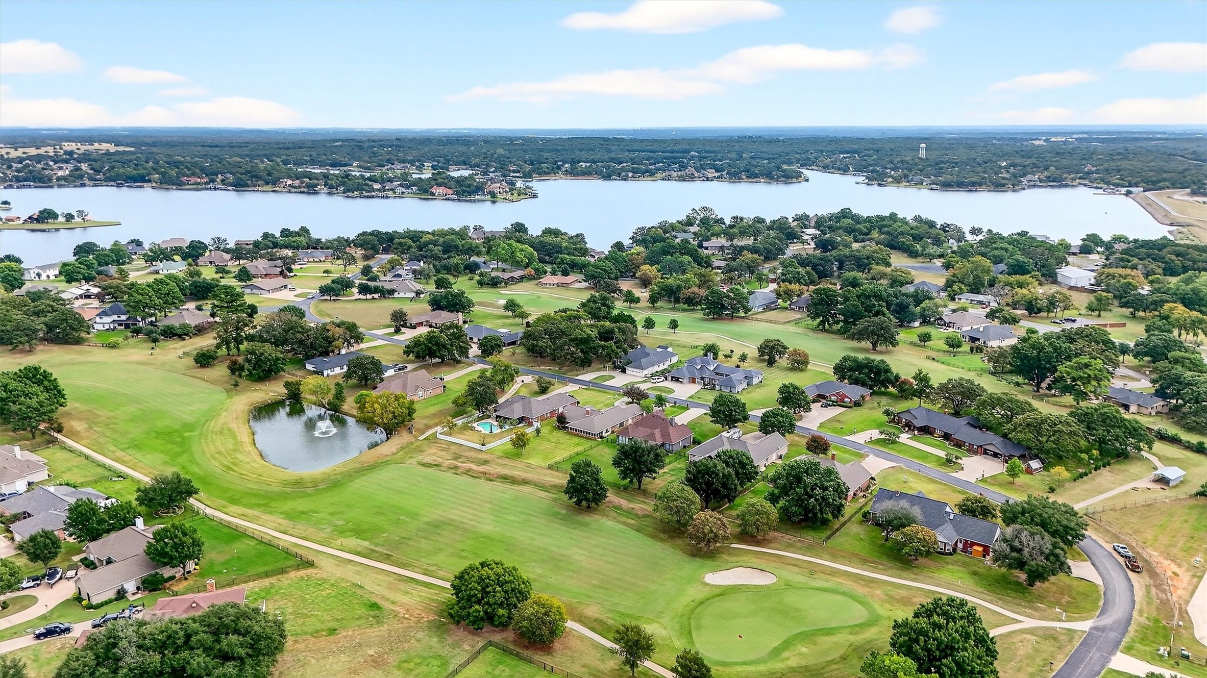 105 Cocopa Cove Lake Kiowa TX 76240