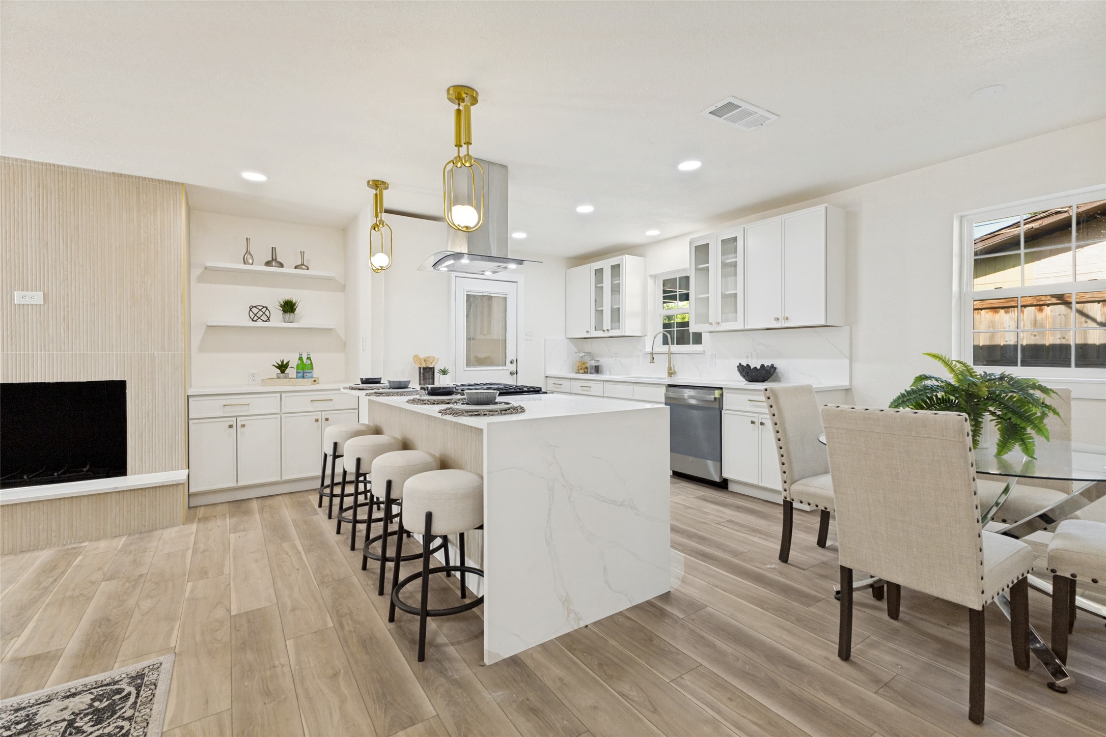 5610 Enchanted Lane Dallas TX 75227