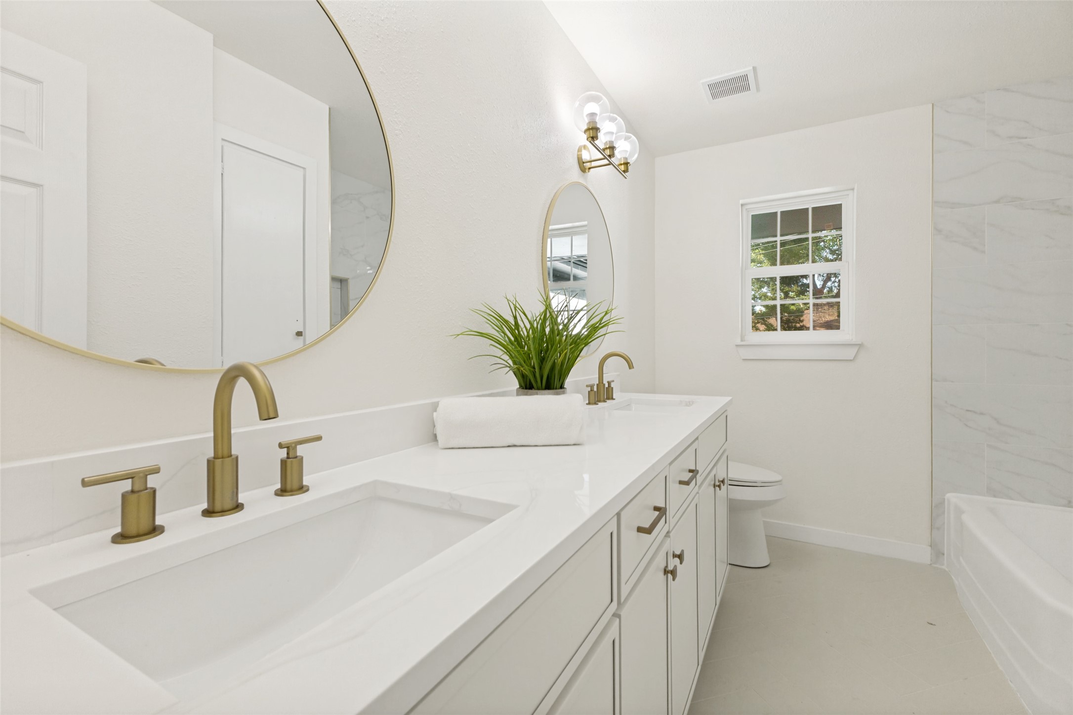 5610 Enchanted Lane Dallas TX 75227