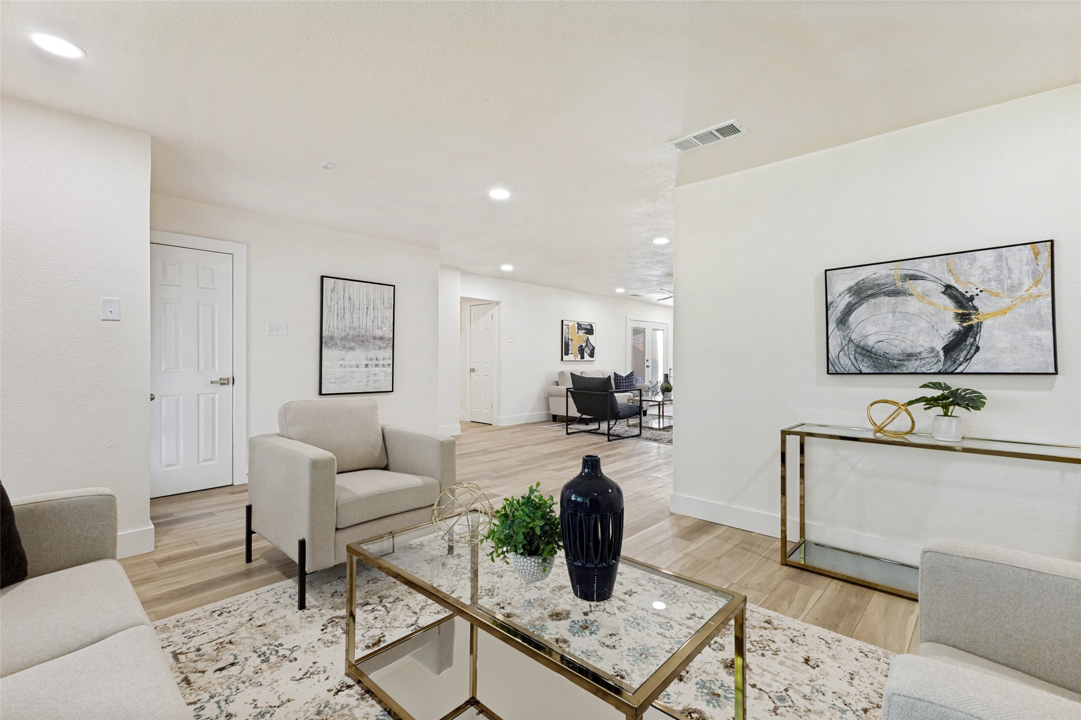 5610 Enchanted Lane Dallas TX 75227
