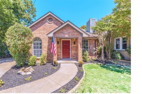 2811 Catherine Street Dallas TX 75211