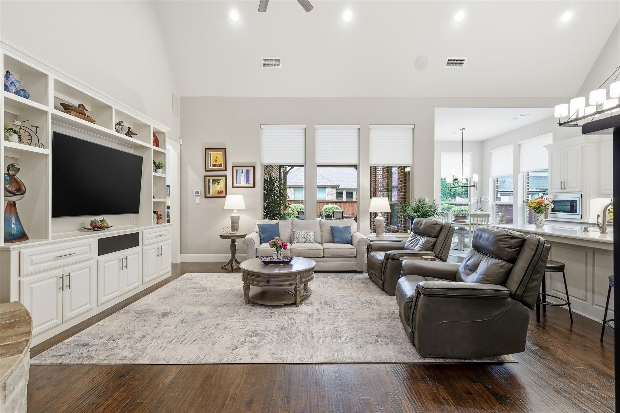 1321 Bluebell Avenue Lantana TX 76226