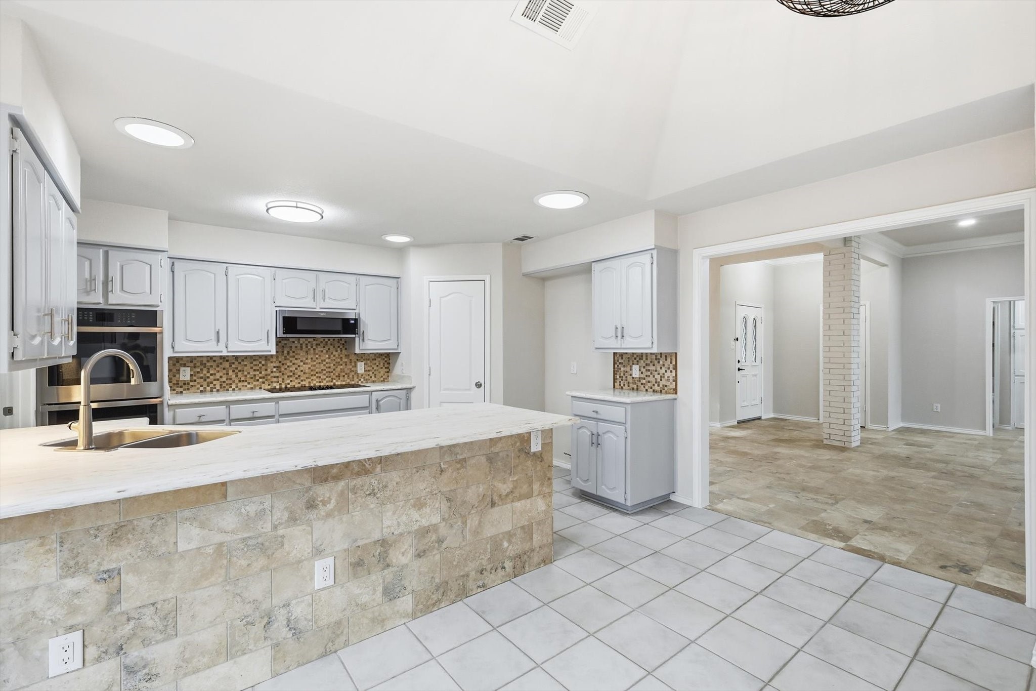 50 Cimarron Drive Trophy Club TX 76262