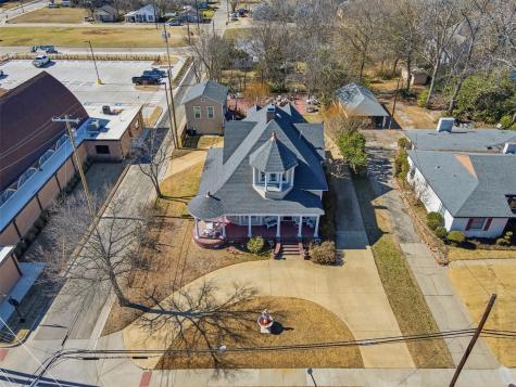 305 Davis Street N Sulphur Springs TX 75482