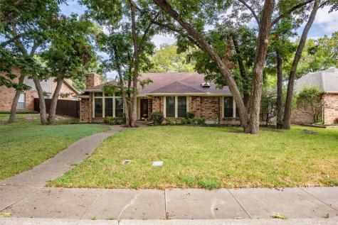 347 Meadowcreek Drive Duncanville TX 75137