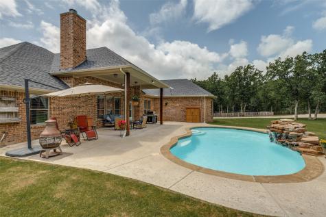 104 Tanglewood Drive Paradise TX 76073