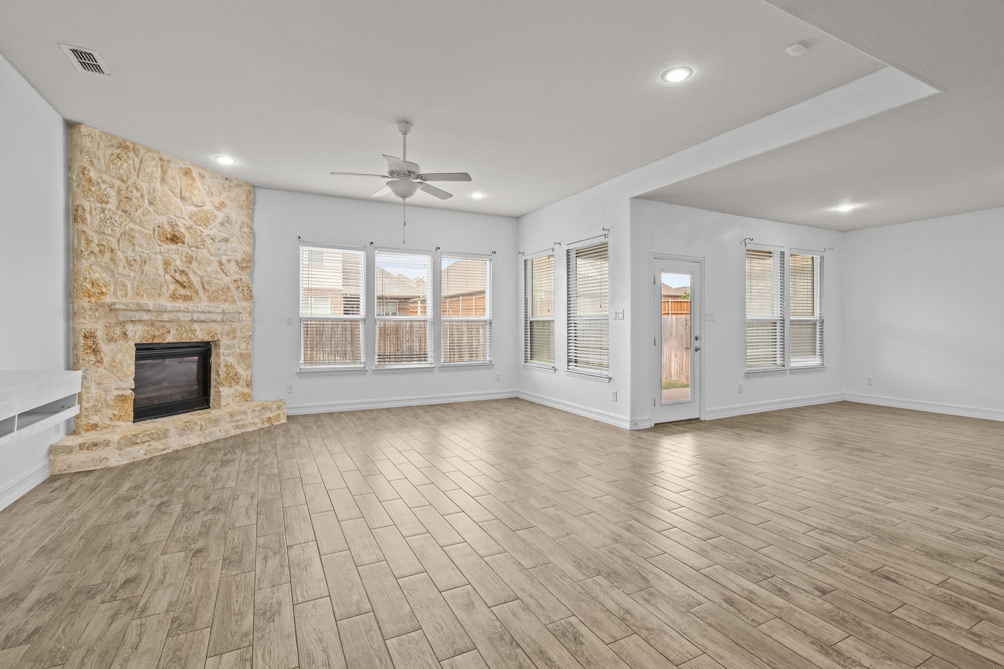 1929 Brahorn Lane Fort Worth TX 76131