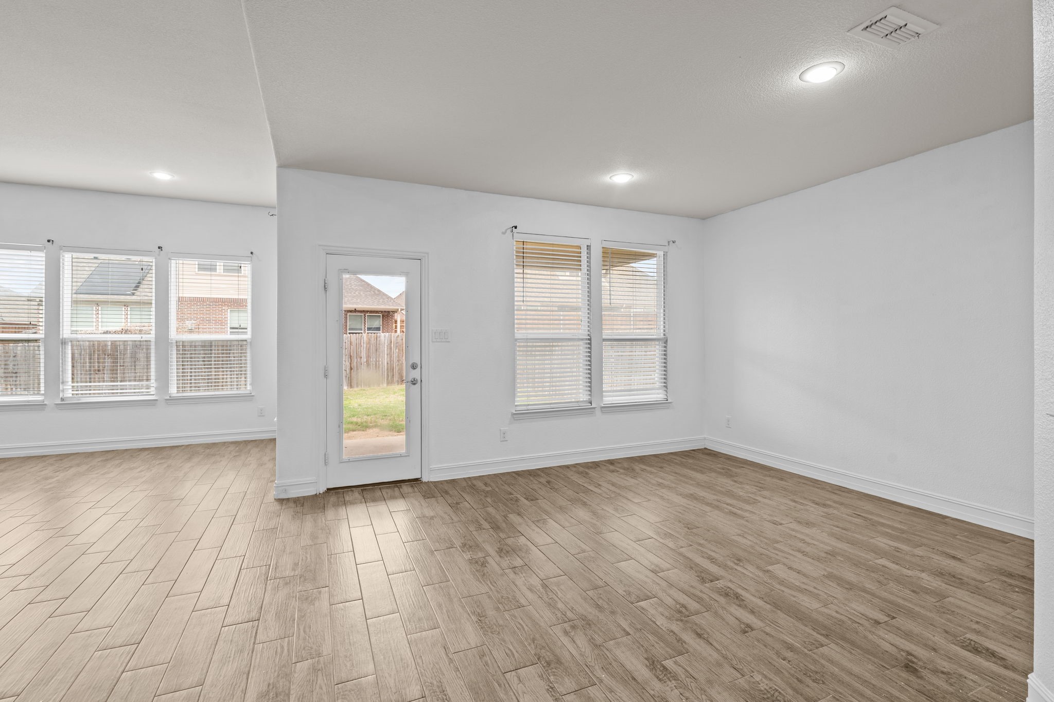 1929 Brahorn Lane Fort Worth TX 76131