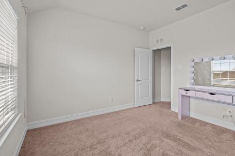 1929 Brahorn Lane Fort Worth TX 76131