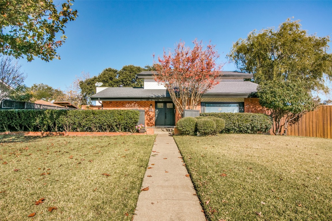 1301 Forestglen Drive Lewisville TX 75067