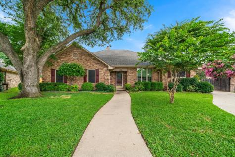 1701 Cunningham Court Bedford TX 76021