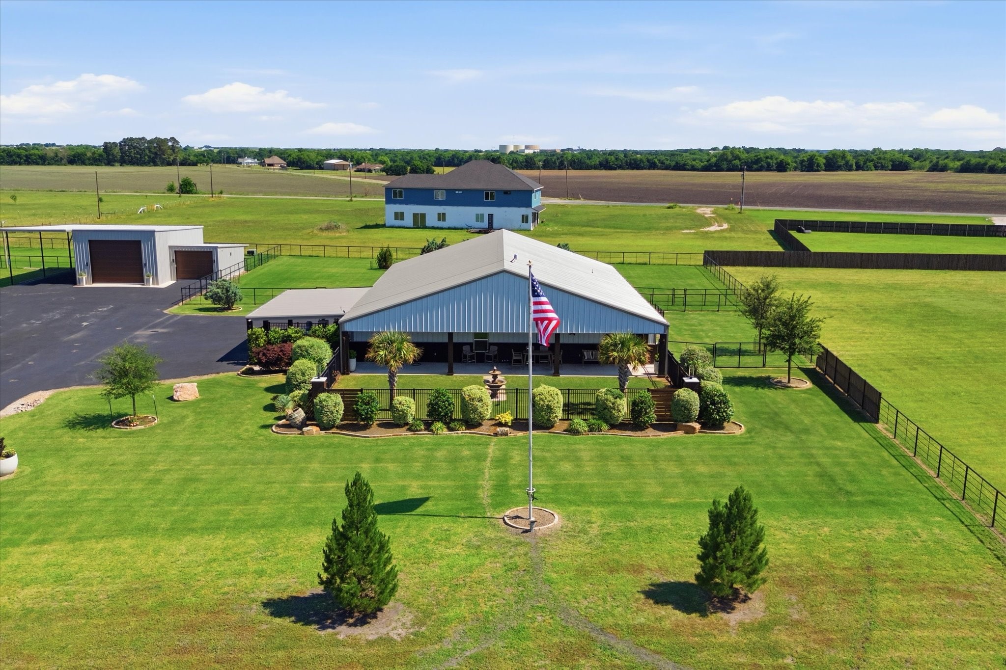 3741 E Highway 34 Ennis TX 75119