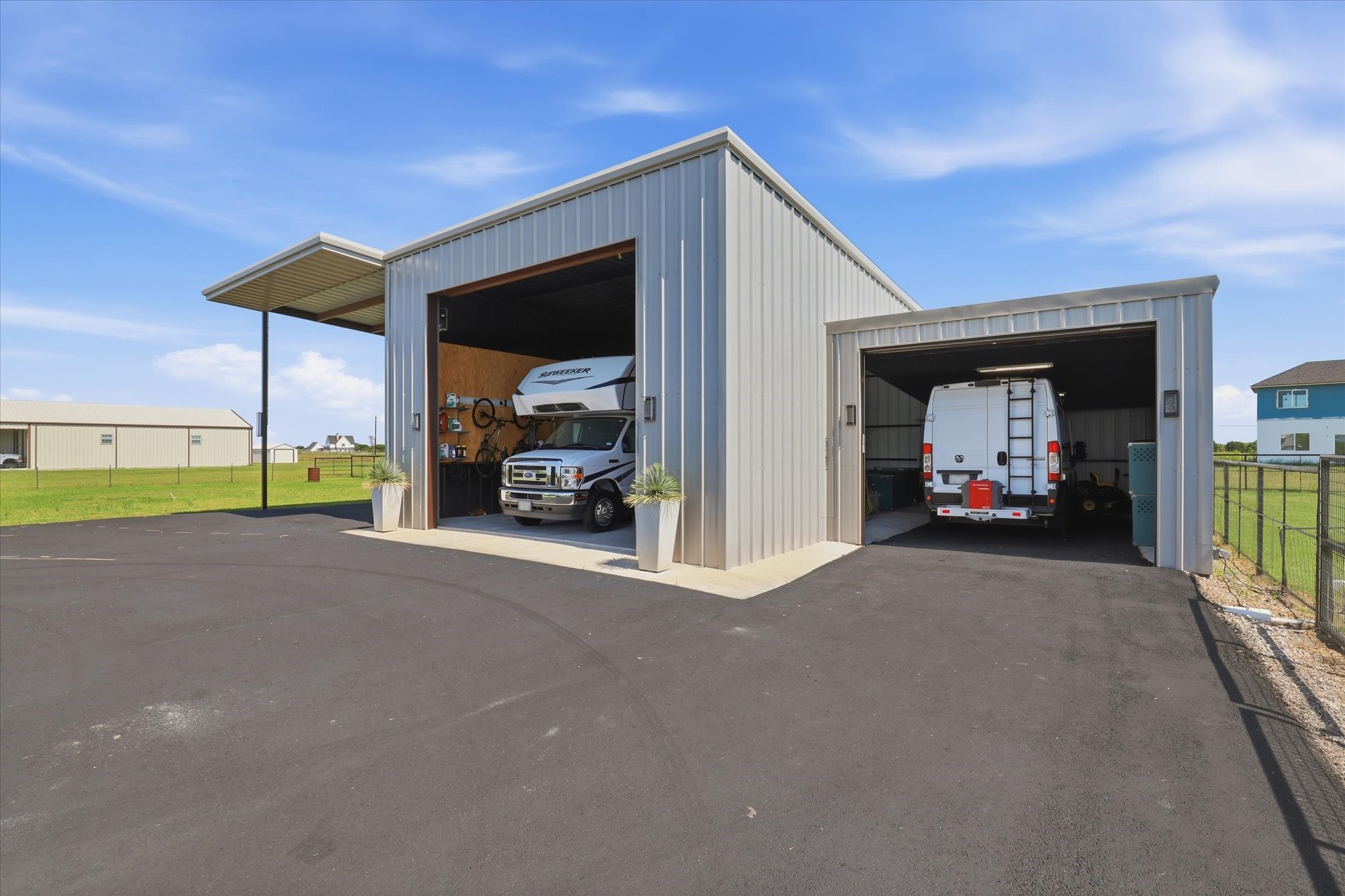 3741 E Highway 34 Ennis TX 75119