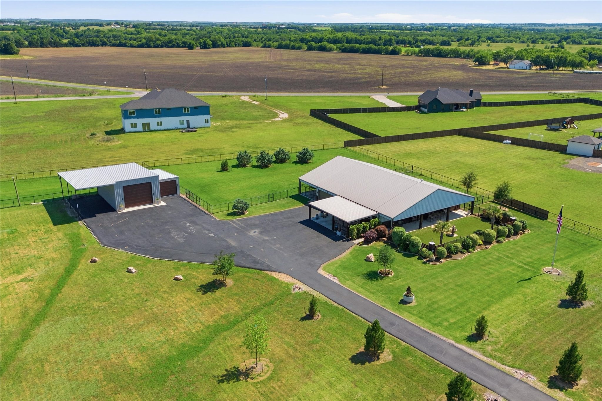 3741 E Highway 34 Ennis TX 75119