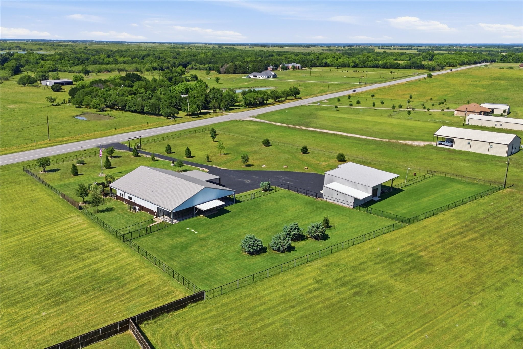 3741 E Highway 34 Ennis TX 75119