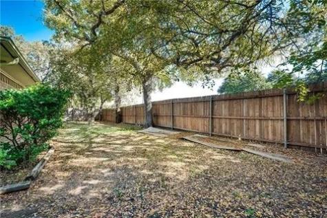 2024 Crooked Creek Lane Arlington TX 76006