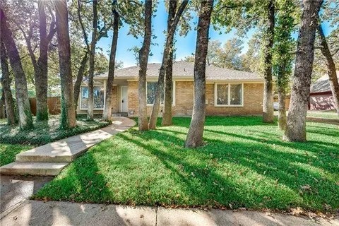 2024 Crooked Creek Lane Arlington TX 76006