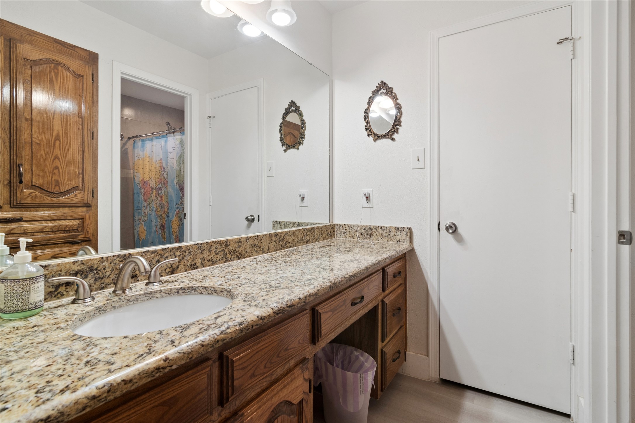 2024 Crooked Creek Lane Arlington TX 76006