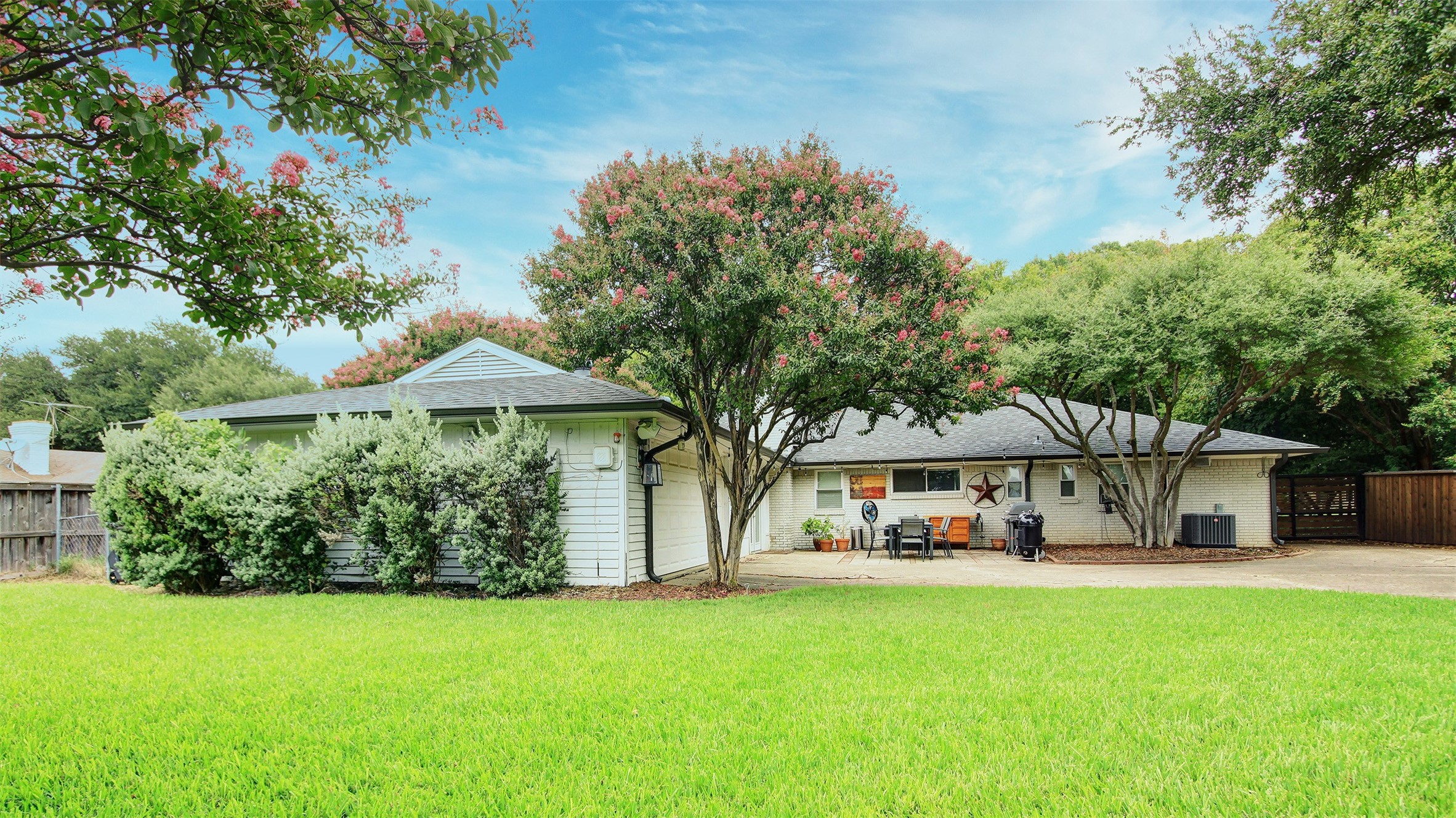 3230 Camelot Drive Dallas TX 75229