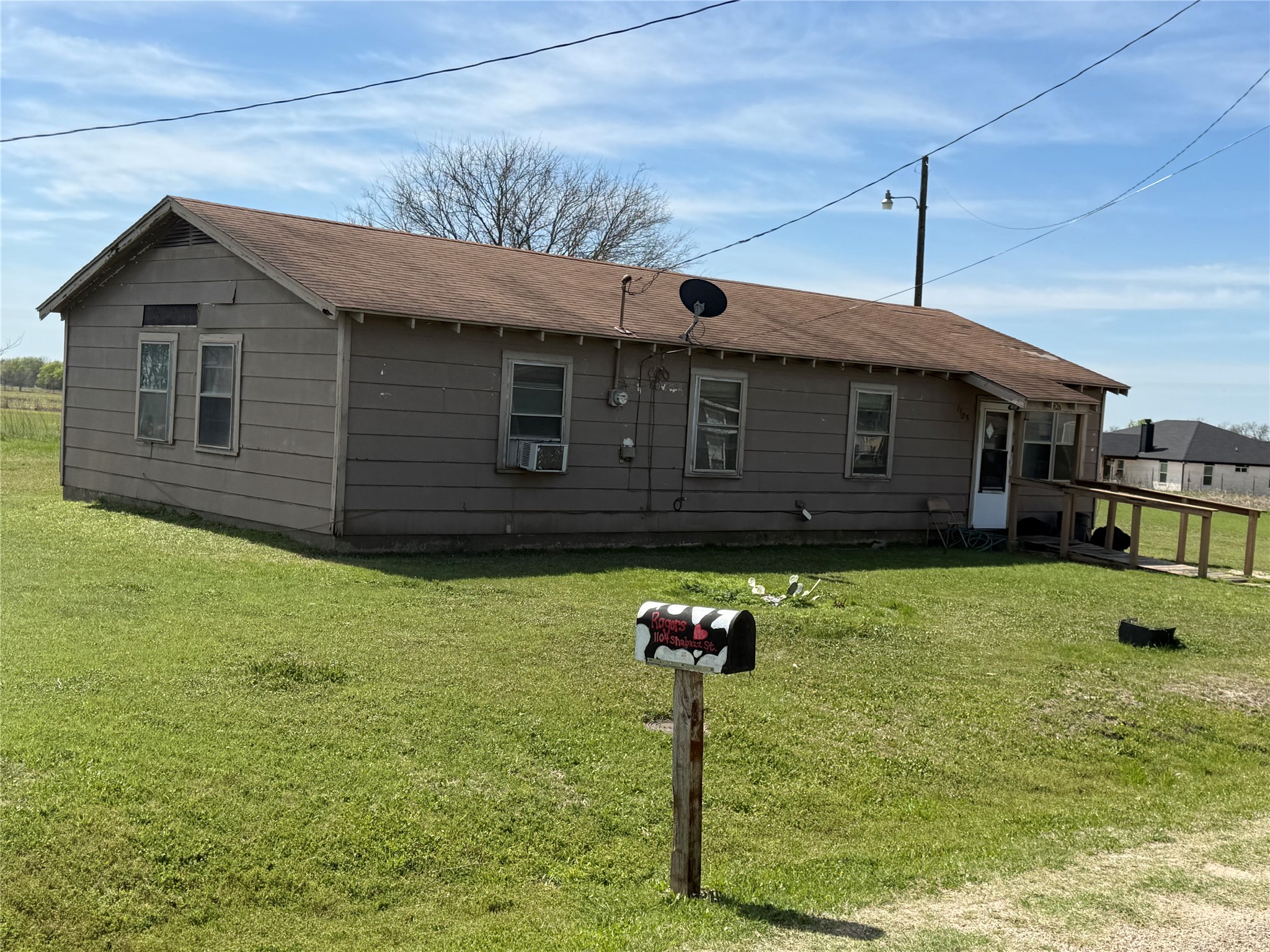 1105 Shabazz Street Milford TX 76670