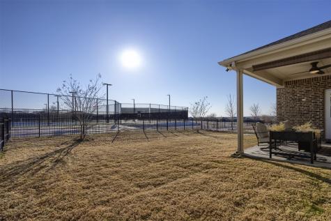944 Memorial Drive Little Elm TX 76227