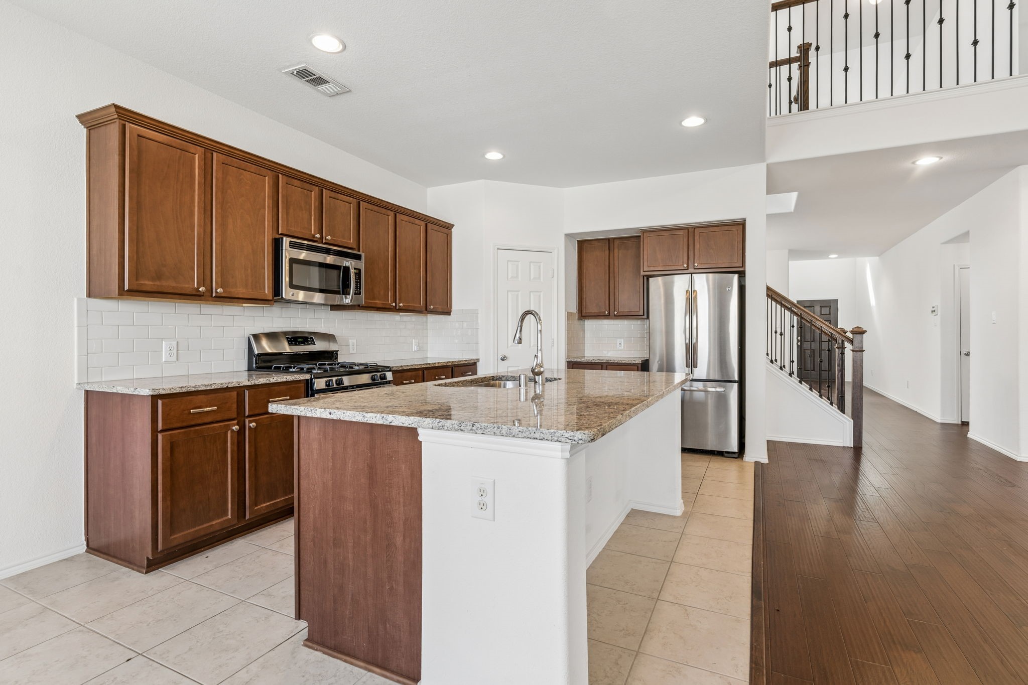1808 Kaiser Cove Argyle TX 76226