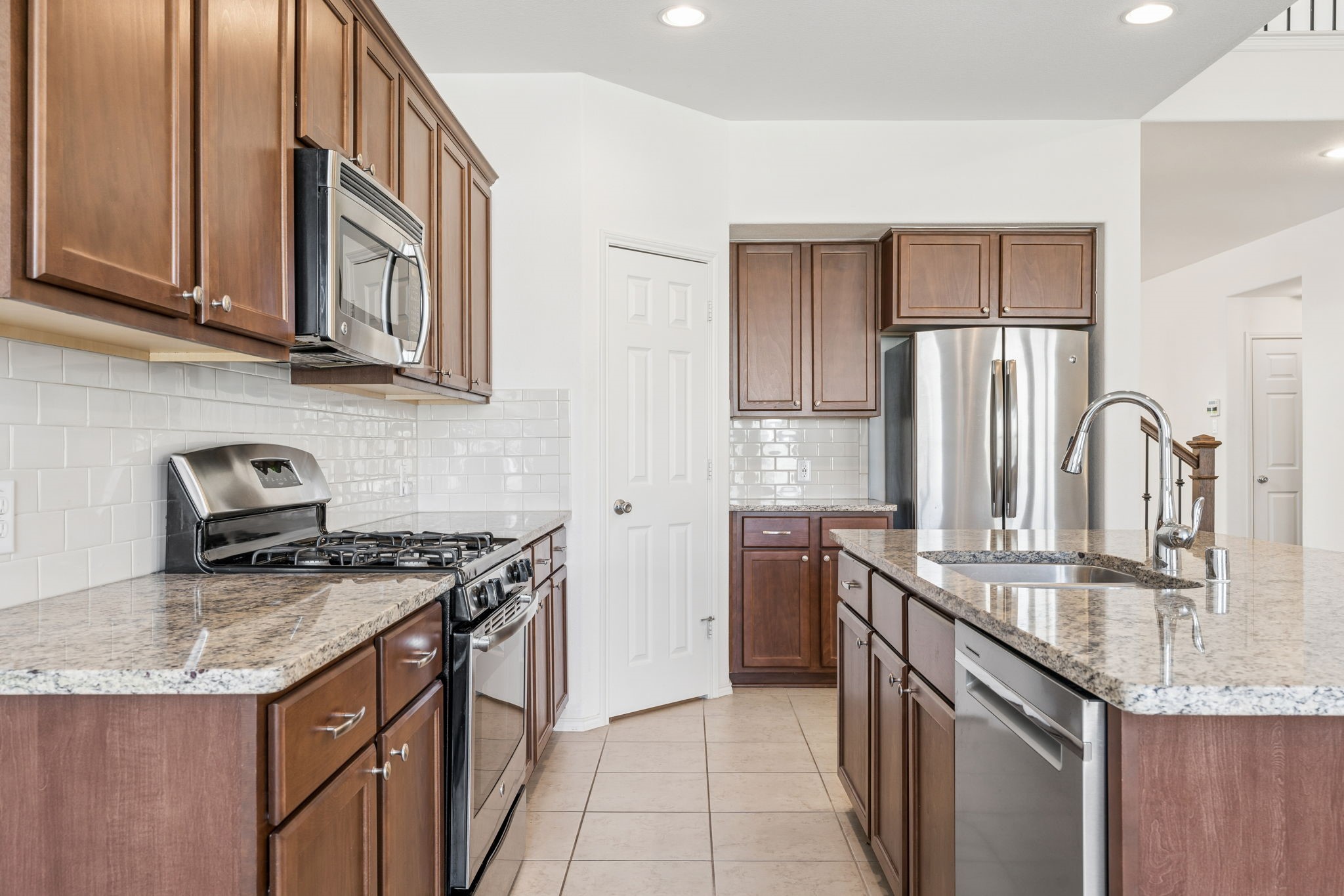 1808 Kaiser Cove Argyle TX 76226