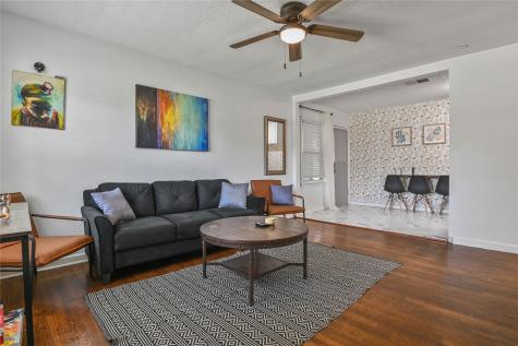 1725 Meadowlark Lane Denison TX 75020