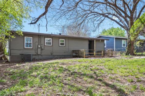 1725 Meadowlark Lane Denison TX 75020