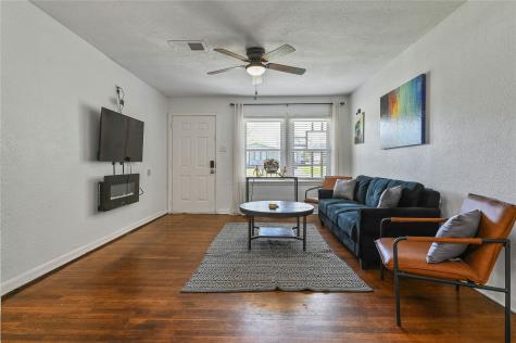 1725 Meadowlark Lane Denison TX 75020