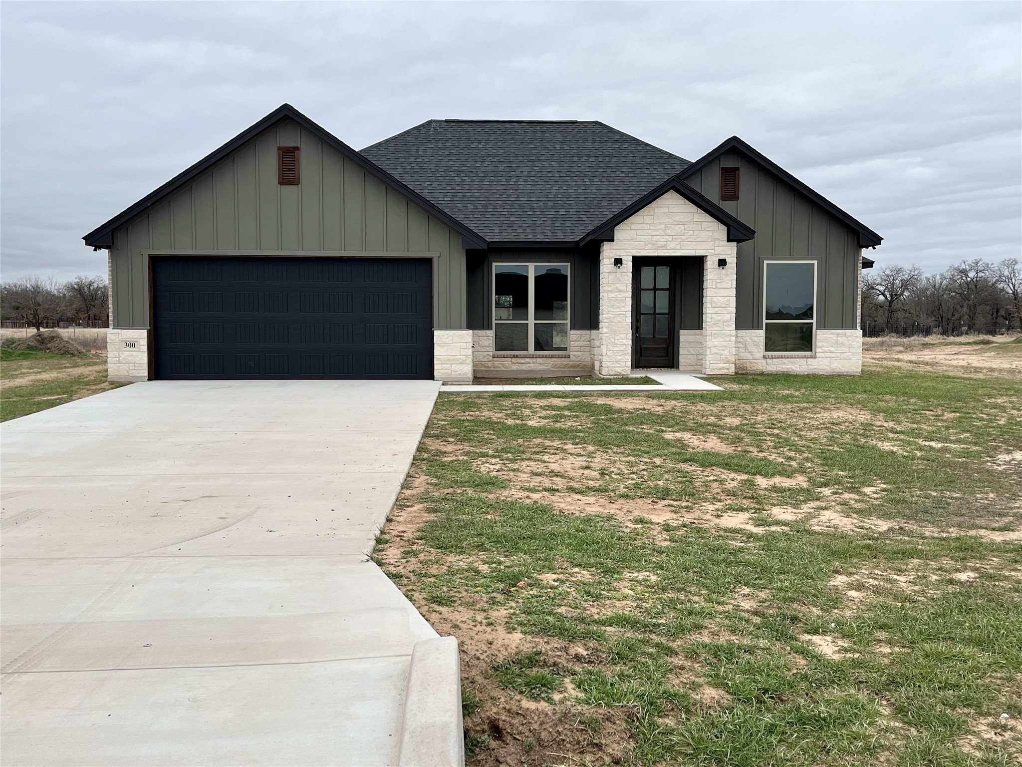 300 Rita Ridge Court Millsap TX 76066