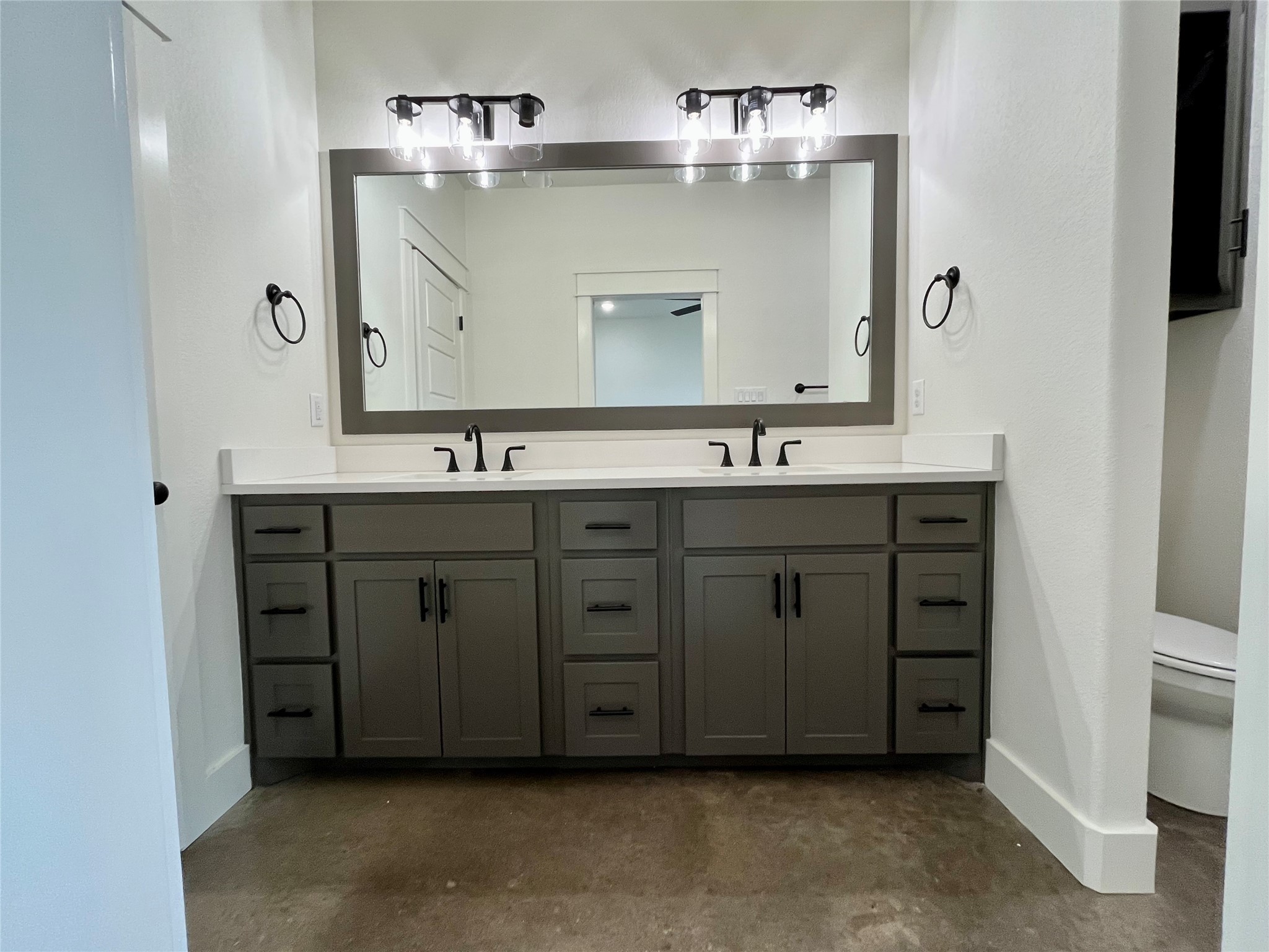 300 Rita Ridge Court Millsap TX 76066