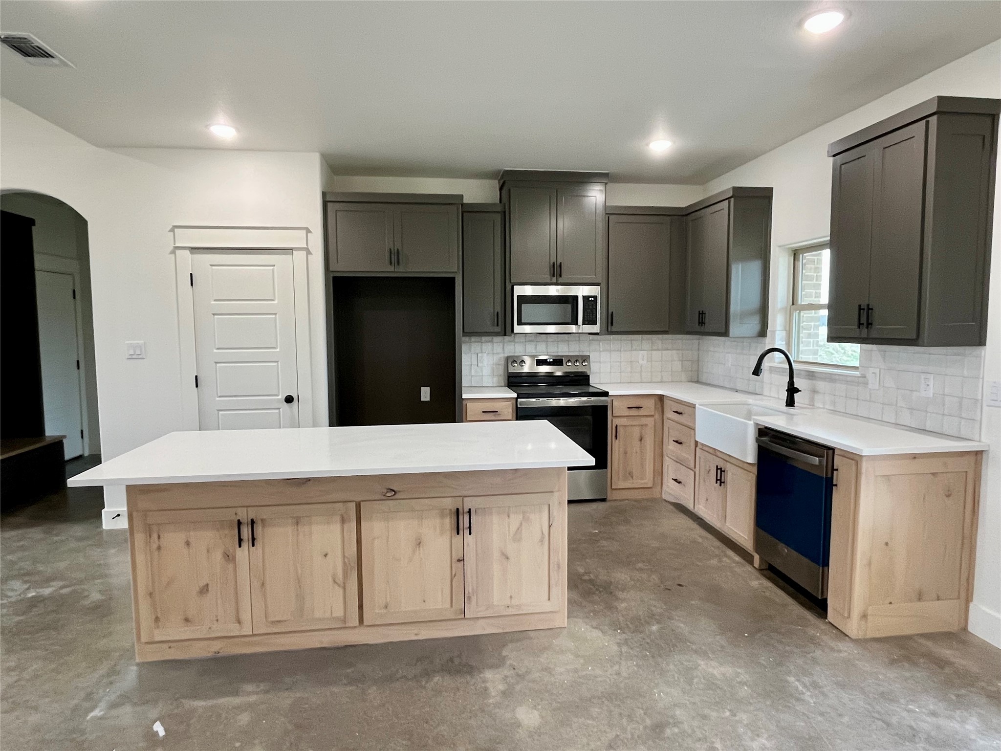 300 Rita Ridge Court Millsap TX 76066