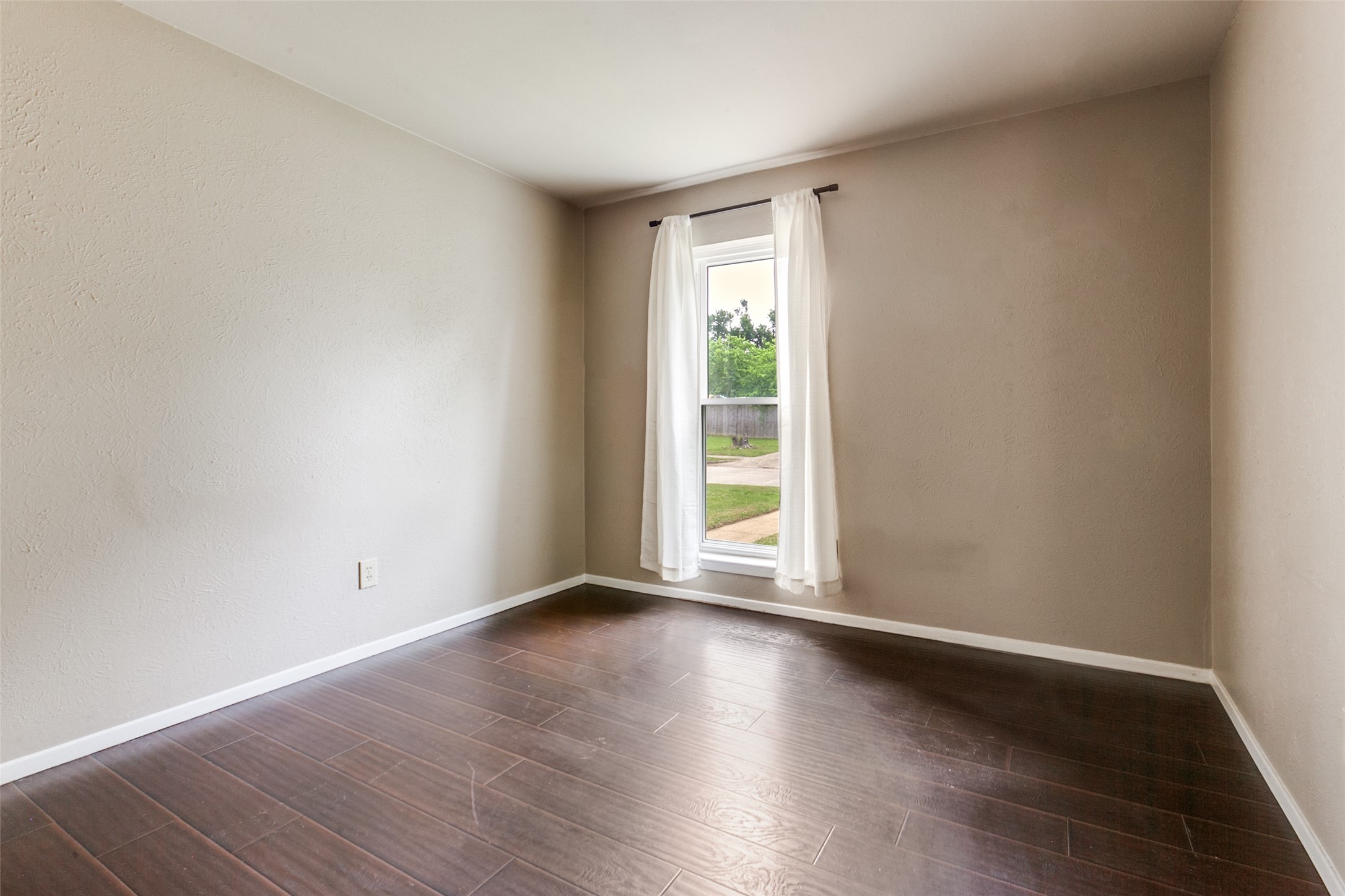 18731 Platte River Way Dallas TX 75287