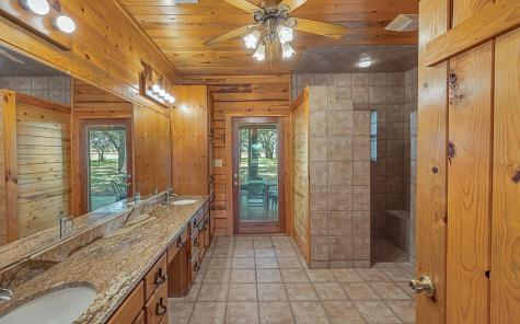 8606 Fm 219 Clifton TX 76634