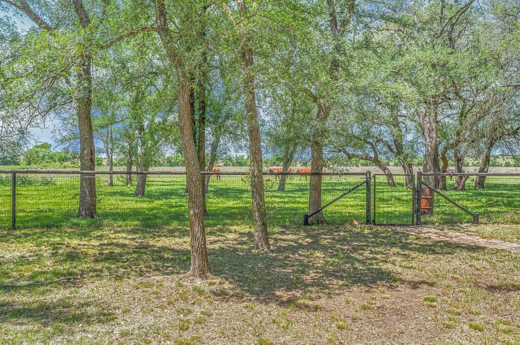 8606 Fm 219 Clifton TX 76634