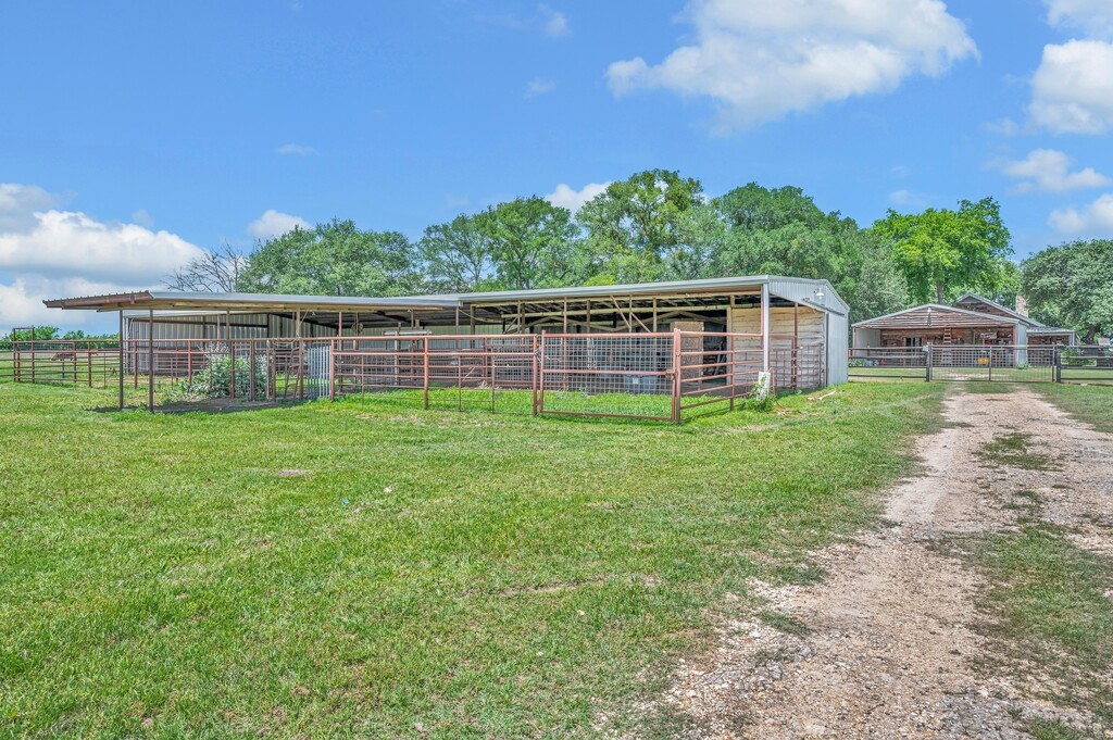 8606 Fm 219 Clifton TX 76634