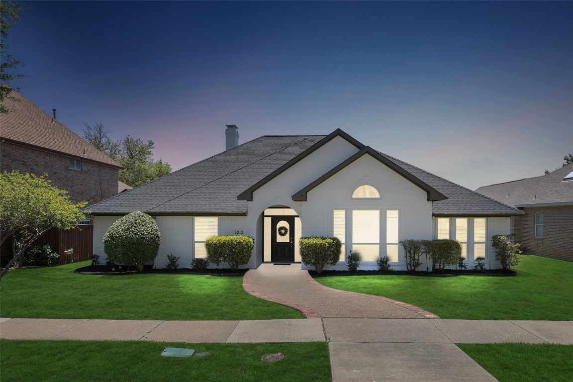 2212 Burgundy Drive Carrollton TX 75006