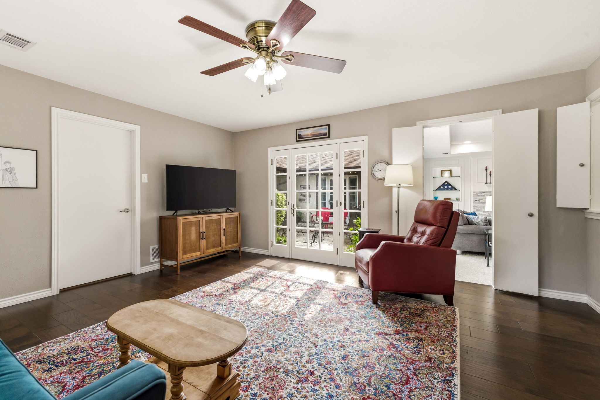 9519 Robin Meadow Drive Dallas TX 75243