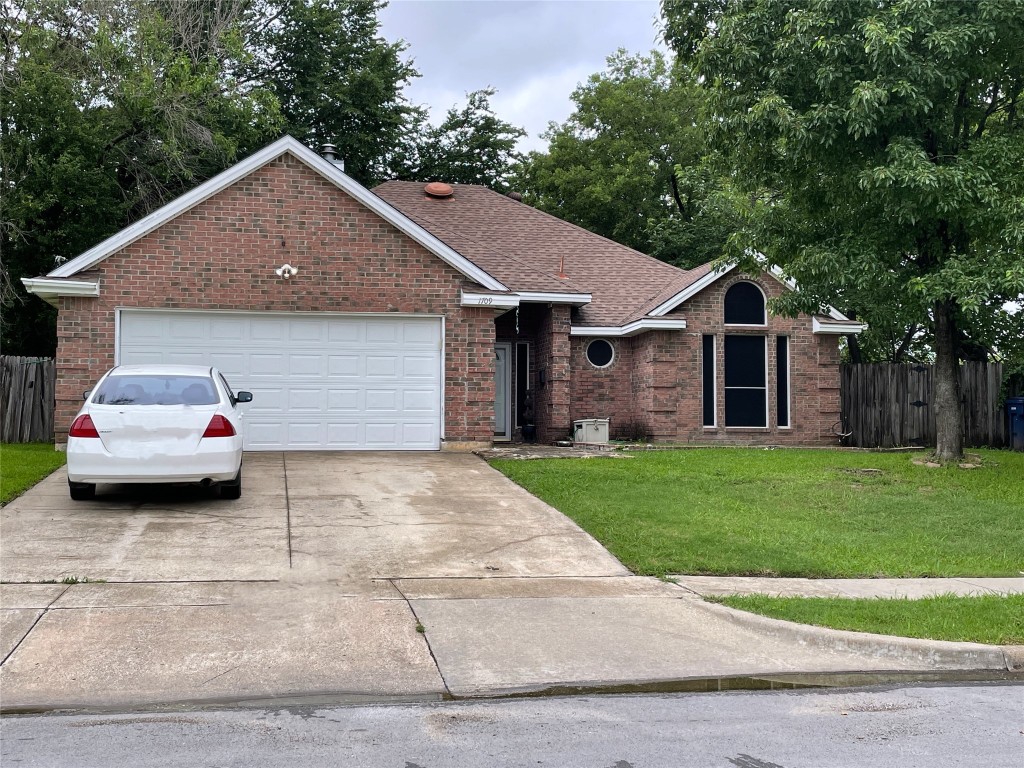 1709 Quail Drive Garland TX 75040